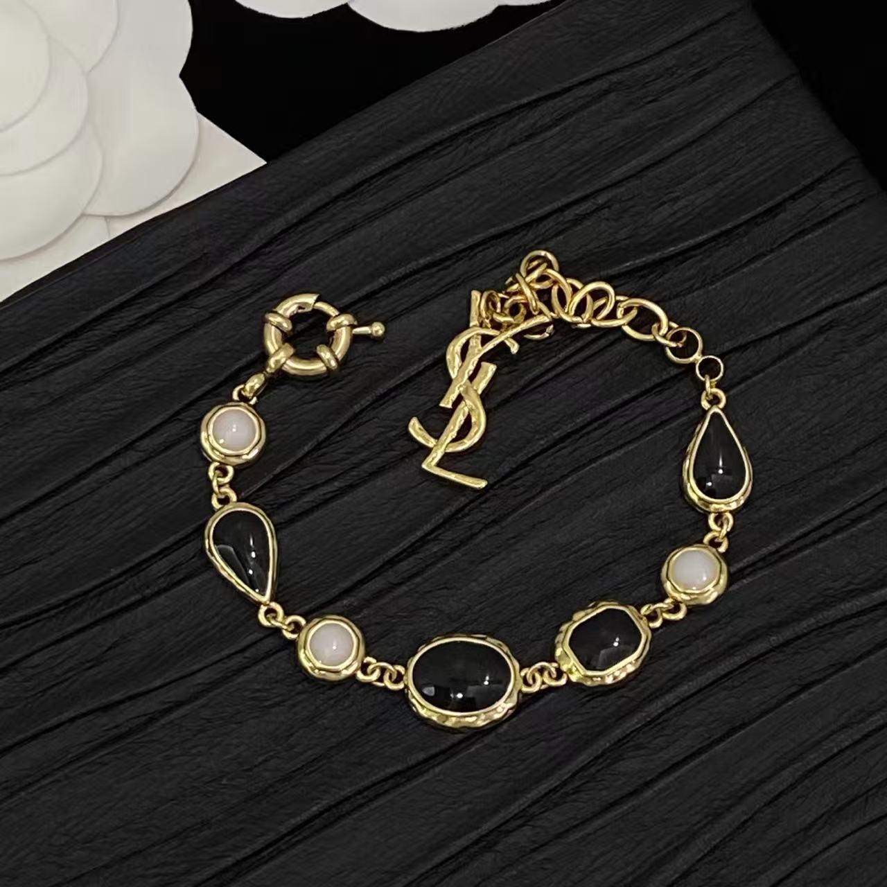 ¡®Eternal jewelryCabochon Stone Bracelet