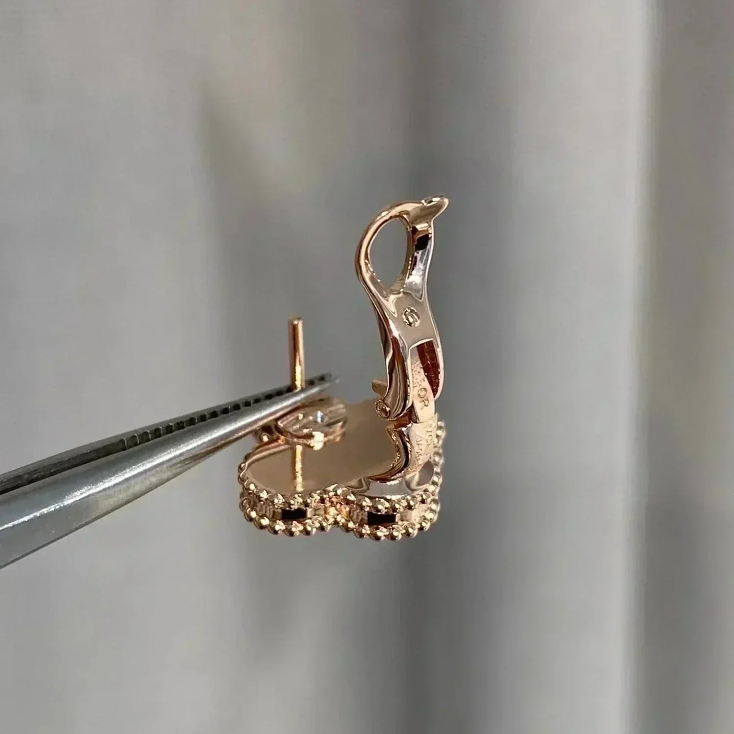 [Eternal Jewelry]CLOVER MEDIUM 1 MOTIFS  PINK MOP DIAMOND EARRINGS