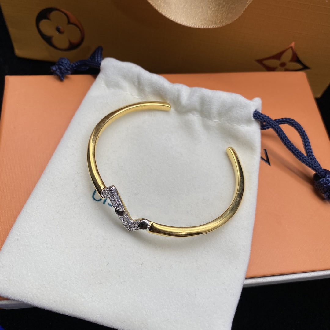 [Eternal Jewelry]VOLTE UPSITE DOWN DIAMOND GOLD OPEN BRACELET