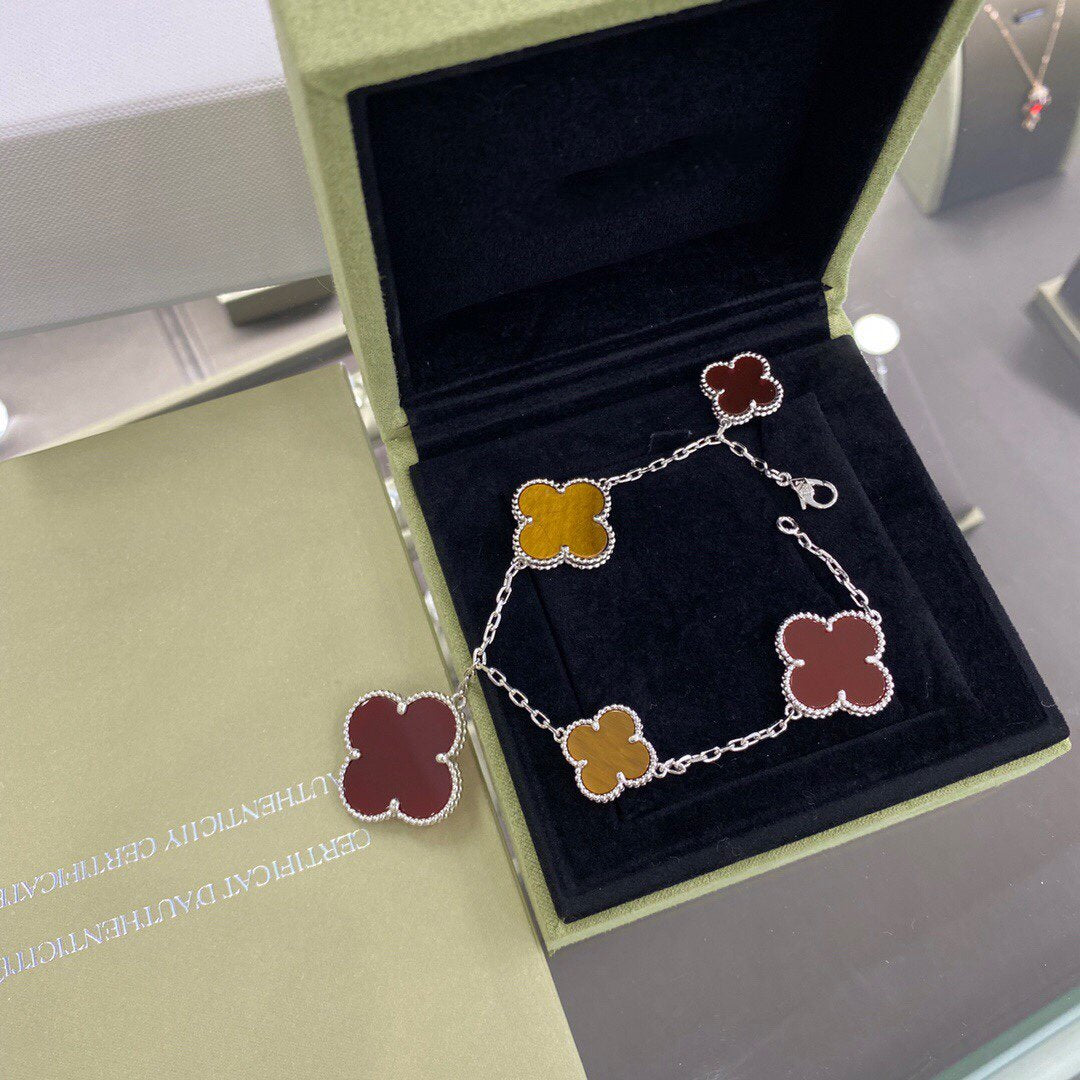[Eternal Jewelry]CLOVER 5 MOTIFS SIVLER CARNELIAN TIGER EYE BRACELET