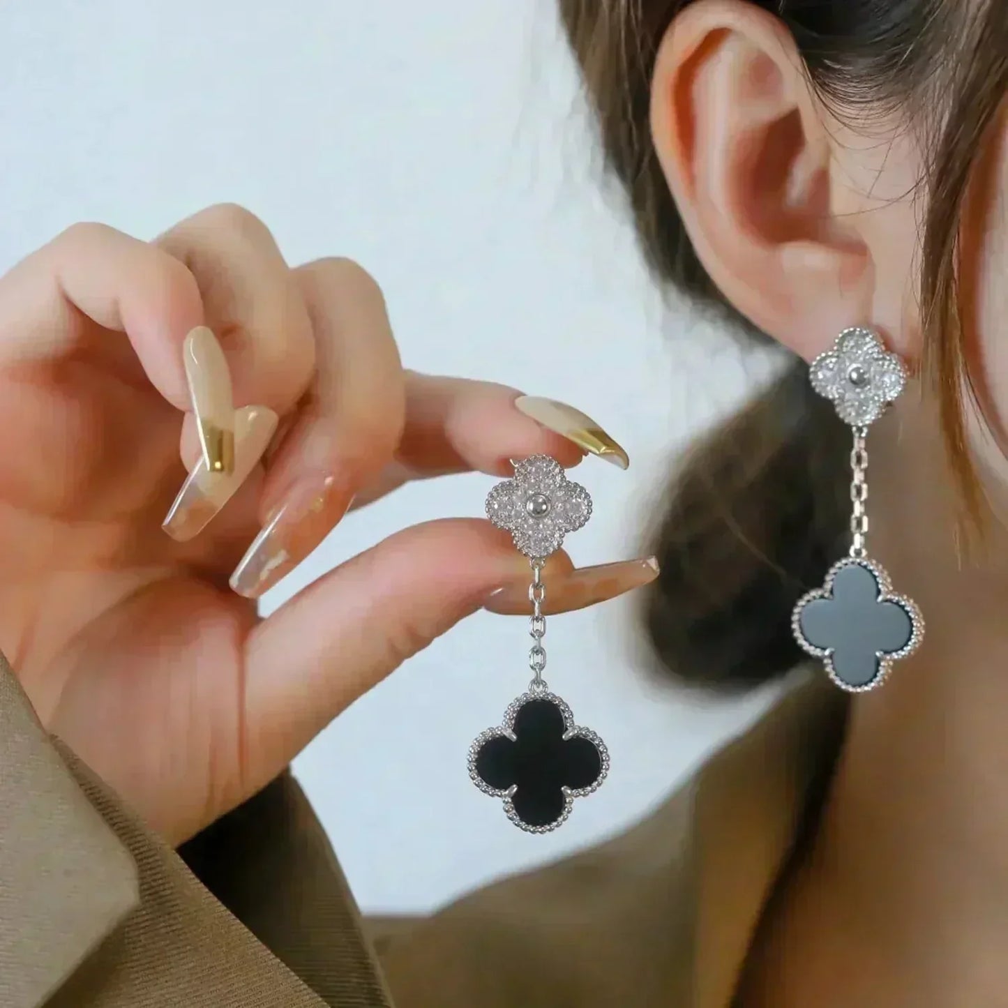 [Eternal Jewelry]CLOVER 2 MOTIFS  DIAMOND ONYX EARRINGS SILVER