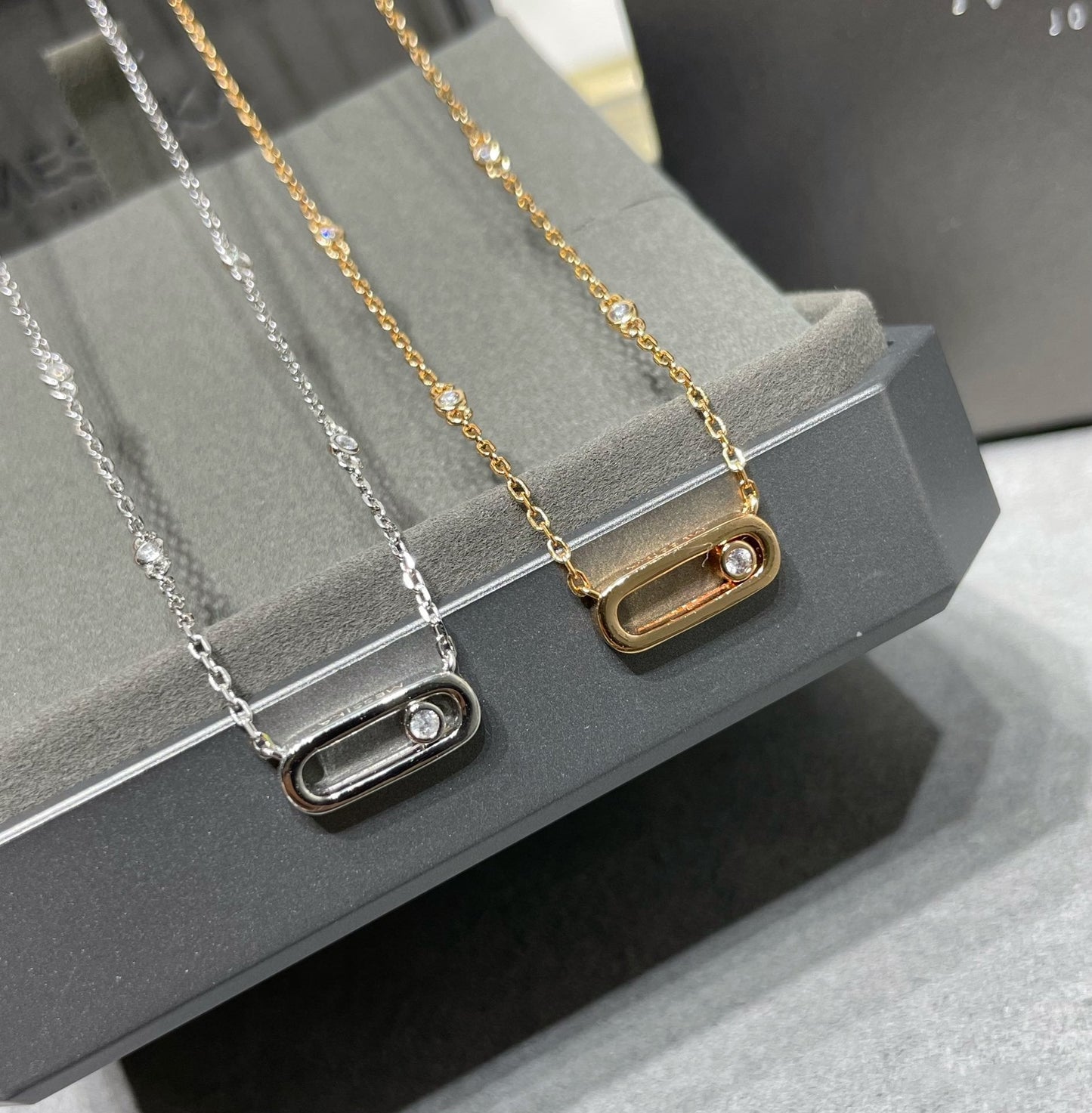 [Eternal jewelry]MOVE UNO DIAMOND NECKLACE