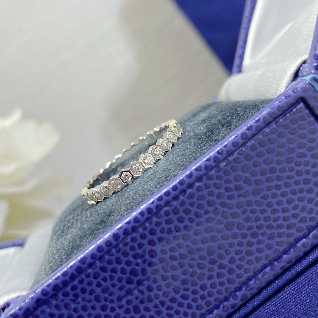 [Eternal Jewelry]BEE LOVE DIAMOND PAVED SMALL RING