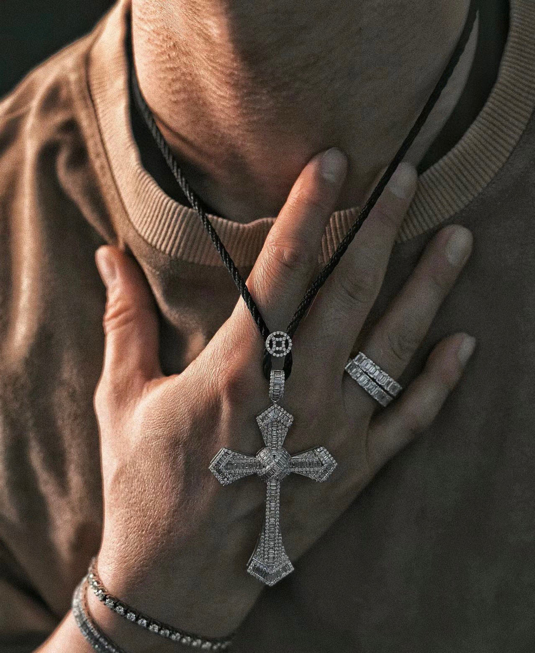¡®Eternal Jewelry¡¯Pave Cross Pendant Necklace
