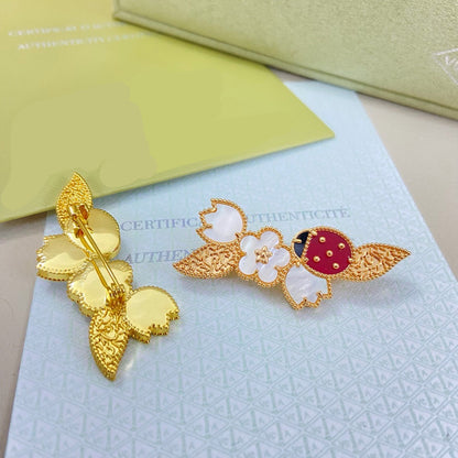 [Eternal jewelry] Petal Leaf Ladybug Brooch