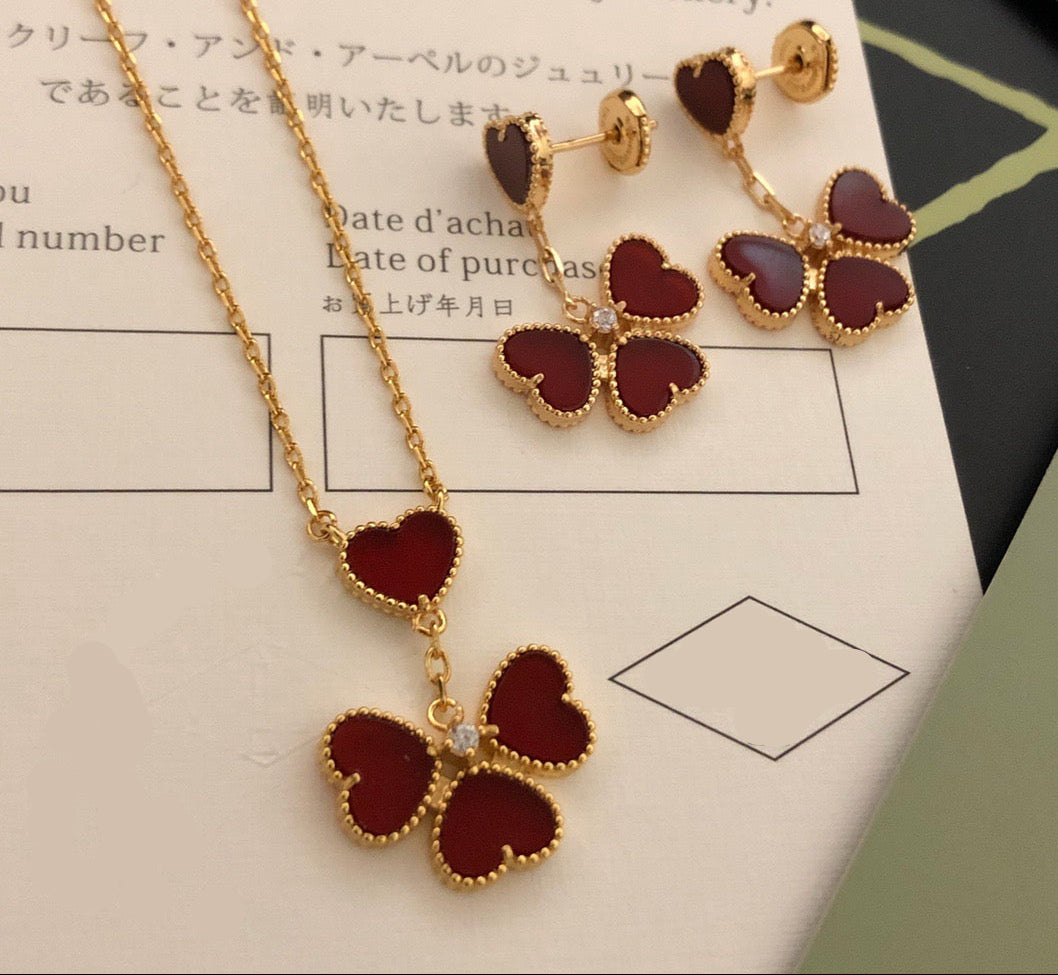 [Eternal jewelry] Gold-tone Red Heart Pendant