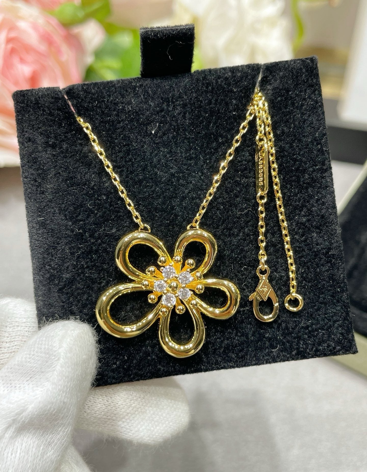 [Eternal jewelry] Flower Jewelry Set with Diamond Center
