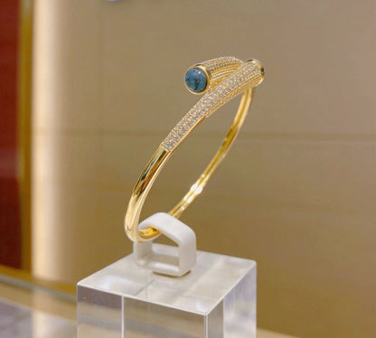 [Eternal jewelry] Partially Set Diamond Bangle