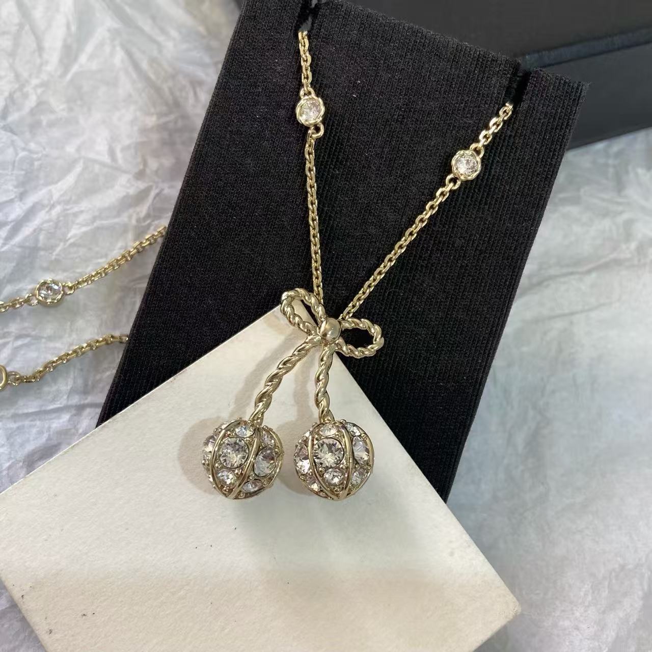 [Eternal jewelry] Cherry Crystal Pavé Necklace & Stud Earrings& SeracelettB
