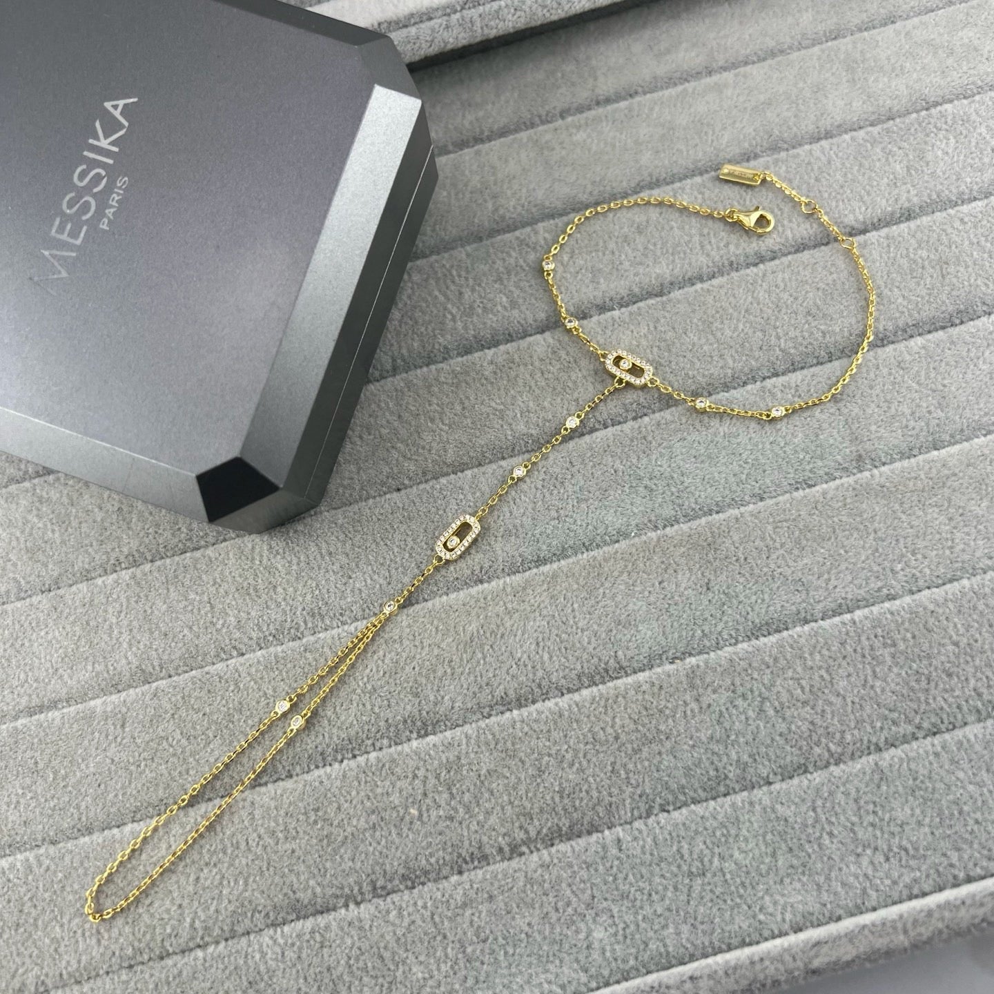 [Eternal Jewelry] Flexible Arm Chain Bracelet with Sliding Diamonds