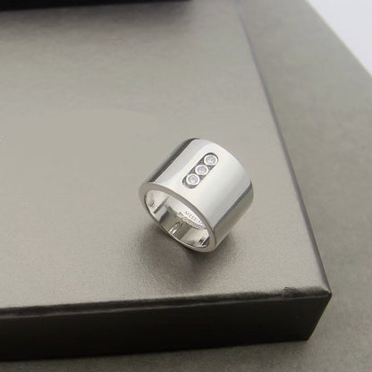 [Eternal Jewelry] Move Wide 3 Moving Diamonds Wide Band Ring