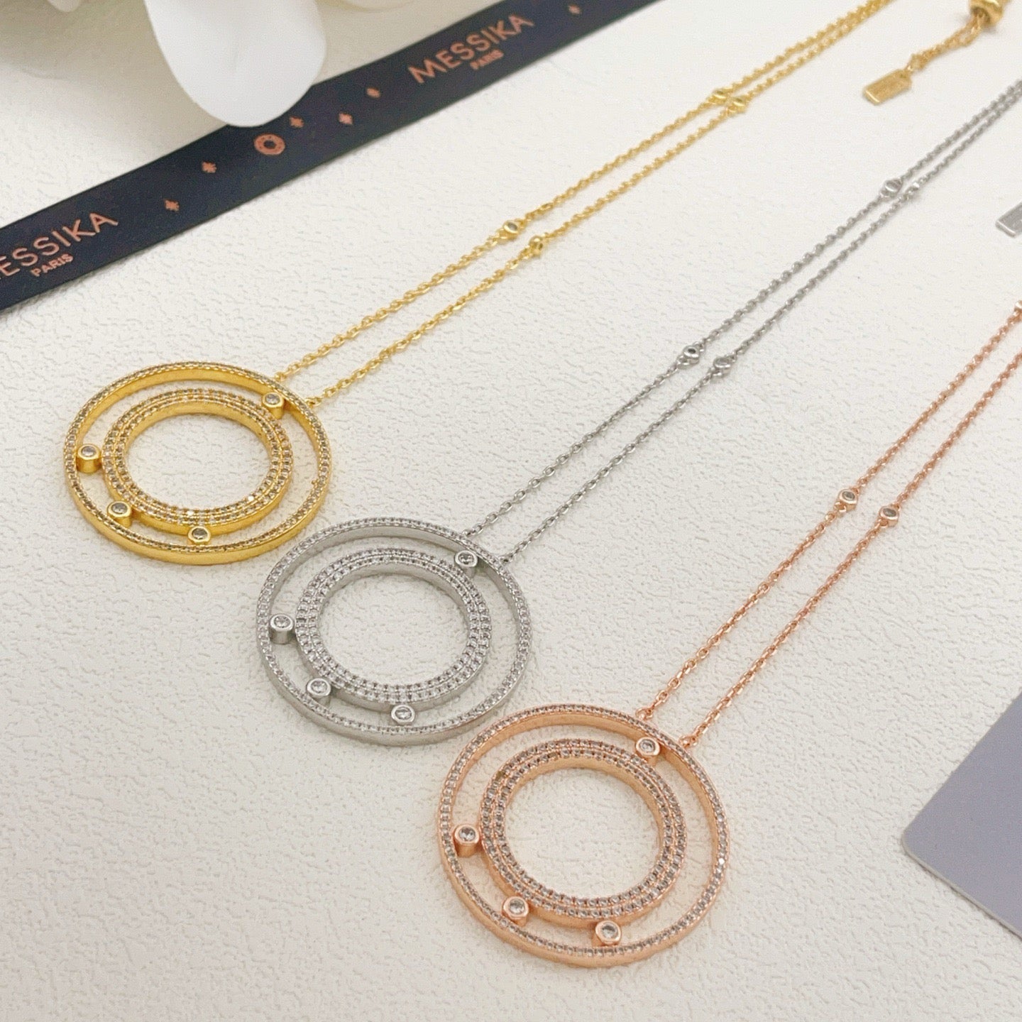 [Eternal Jewelry] Move Romane Pavé Diamond Sliding Circle Long Necklace