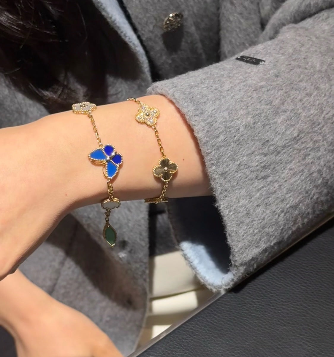 [Eternal jewelry]LUCKY SPRING BUTTERFLY 5 MOTIF BRACELET
