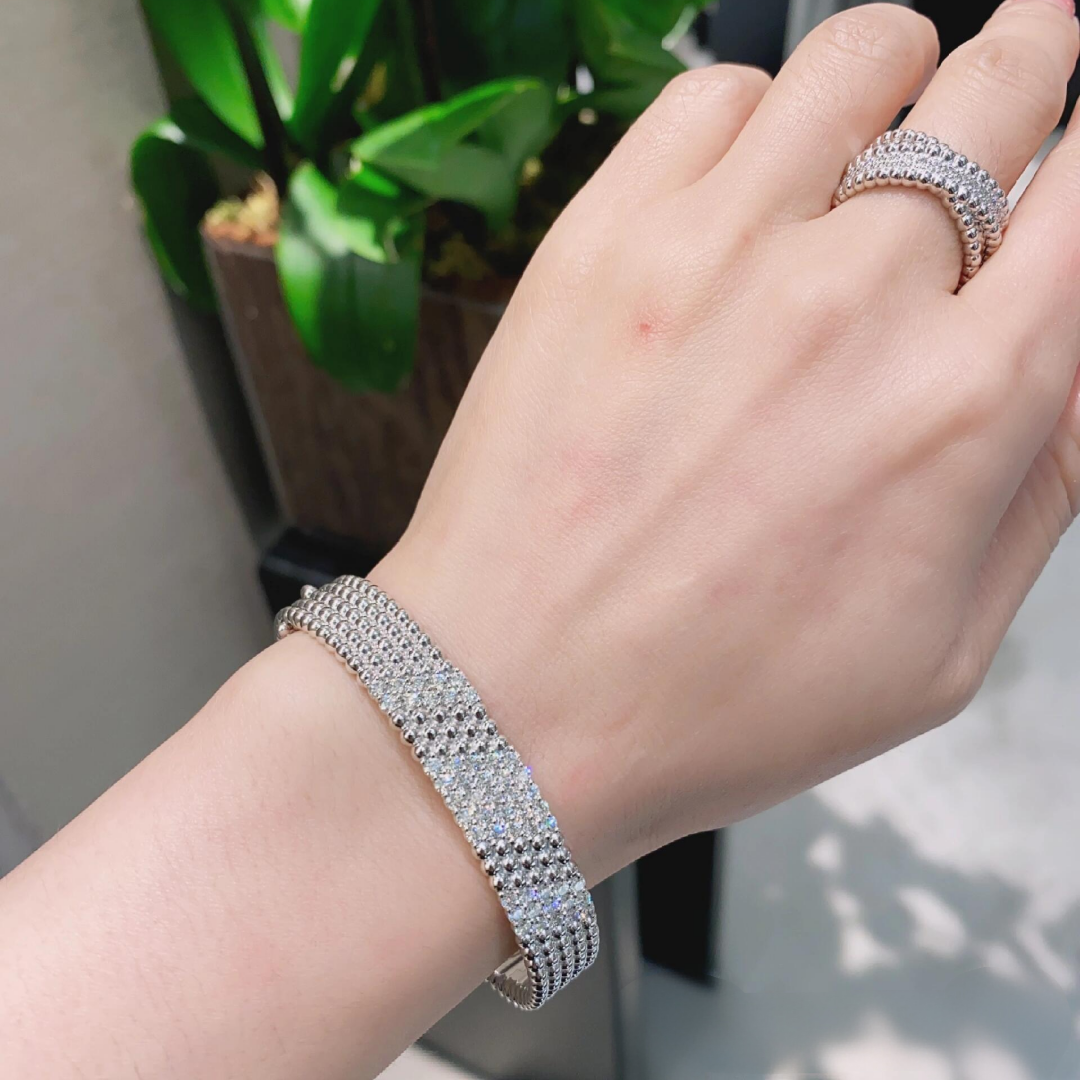 [Eternal jewelry]  FIVE-ROW DIAMOND BRACELET