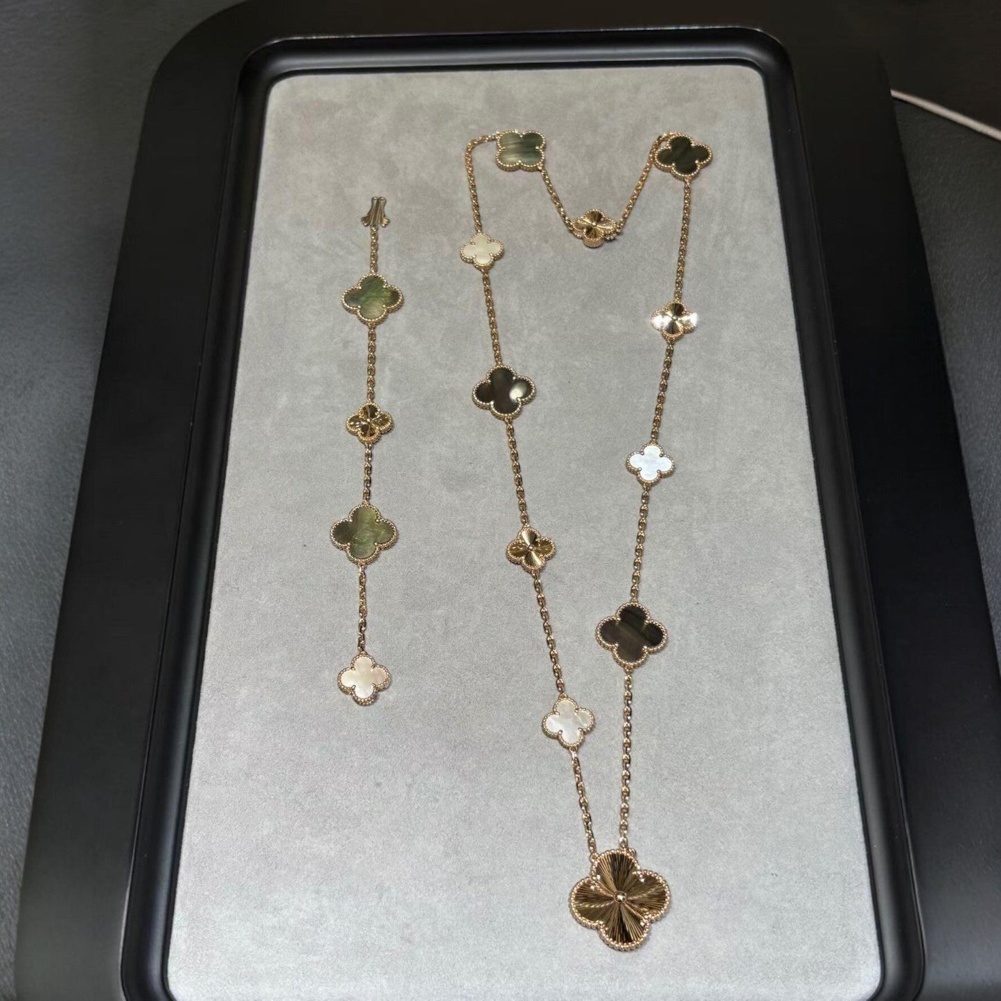 [Eternal Jewelry]DETACHABLE CLOVER 15(11+4) FLOWER ROSE GOLD NECKLACE SET